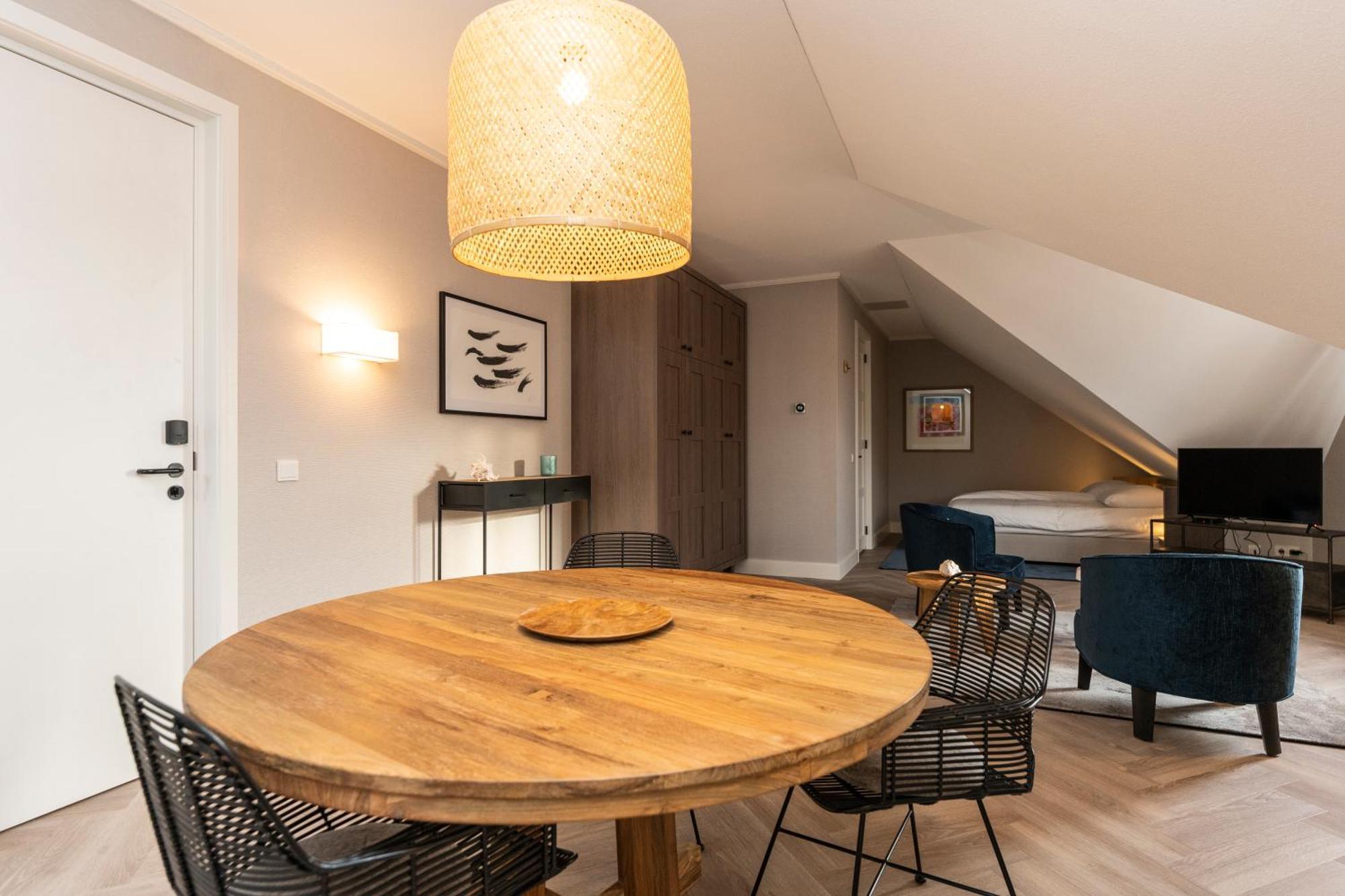 Hampton Home B&B Suites Де-Коог Екстер'єр фото
